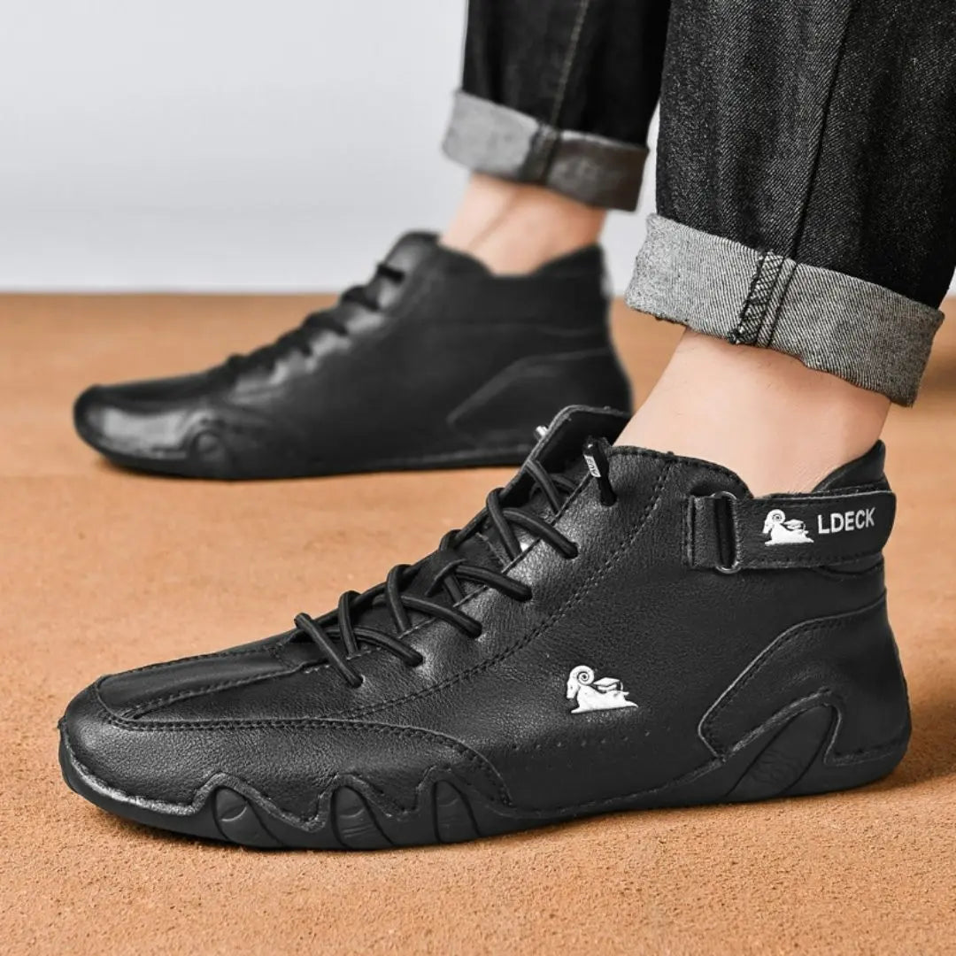 NevoLdeck Men's Lightweight Adaptive Fit Shoes