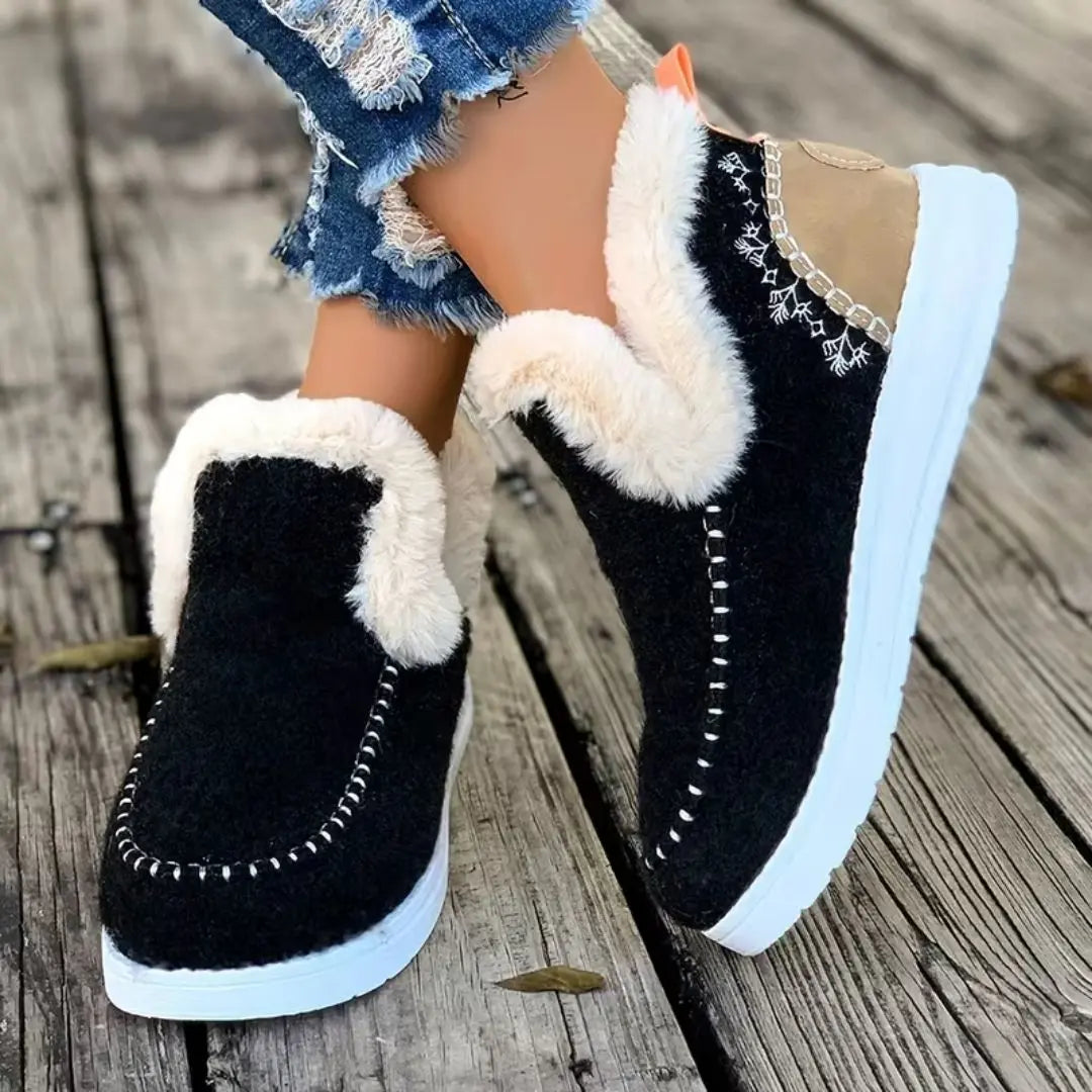 Edith – Women's Comfort Boots with a Soft Lining