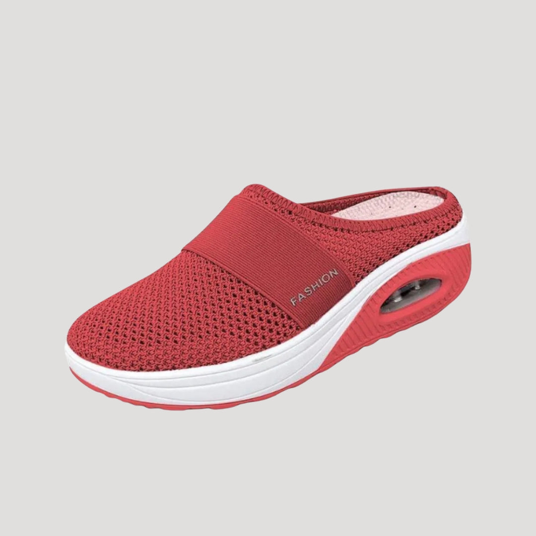 Jeanne – Women's Nursing Clogs for 12-Hour Shifts