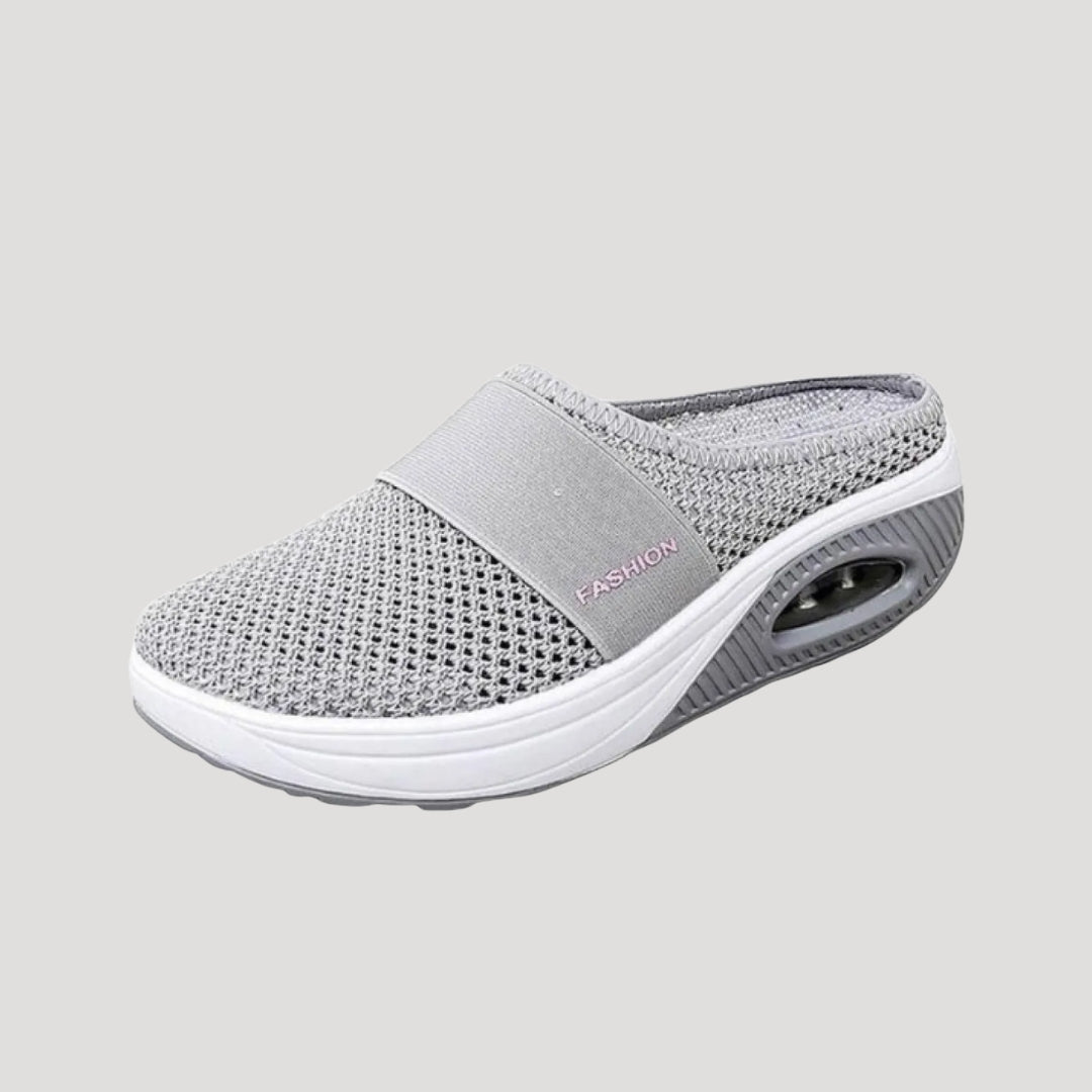 Jeanne – Women's Nursing Clogs for 12-Hour Shifts