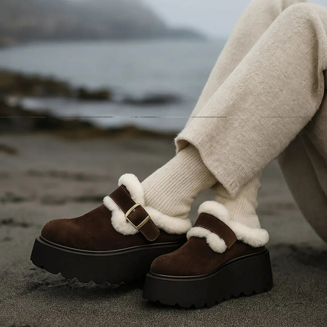 Jeanette – Women's Comfort Clogs with a Cushioned Insole