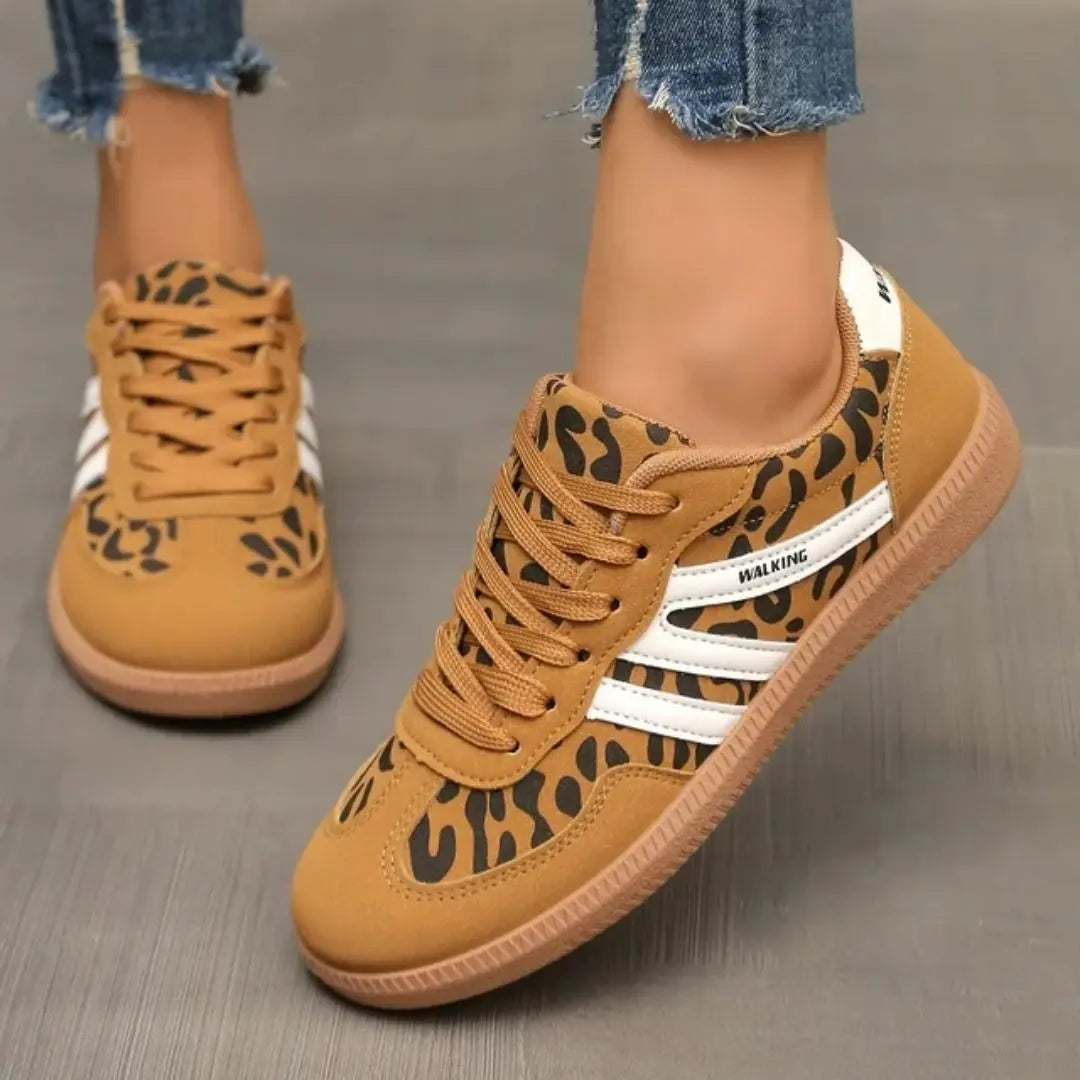 Toni – Women's Slip-On Sneakers with a Hands-Free Fit