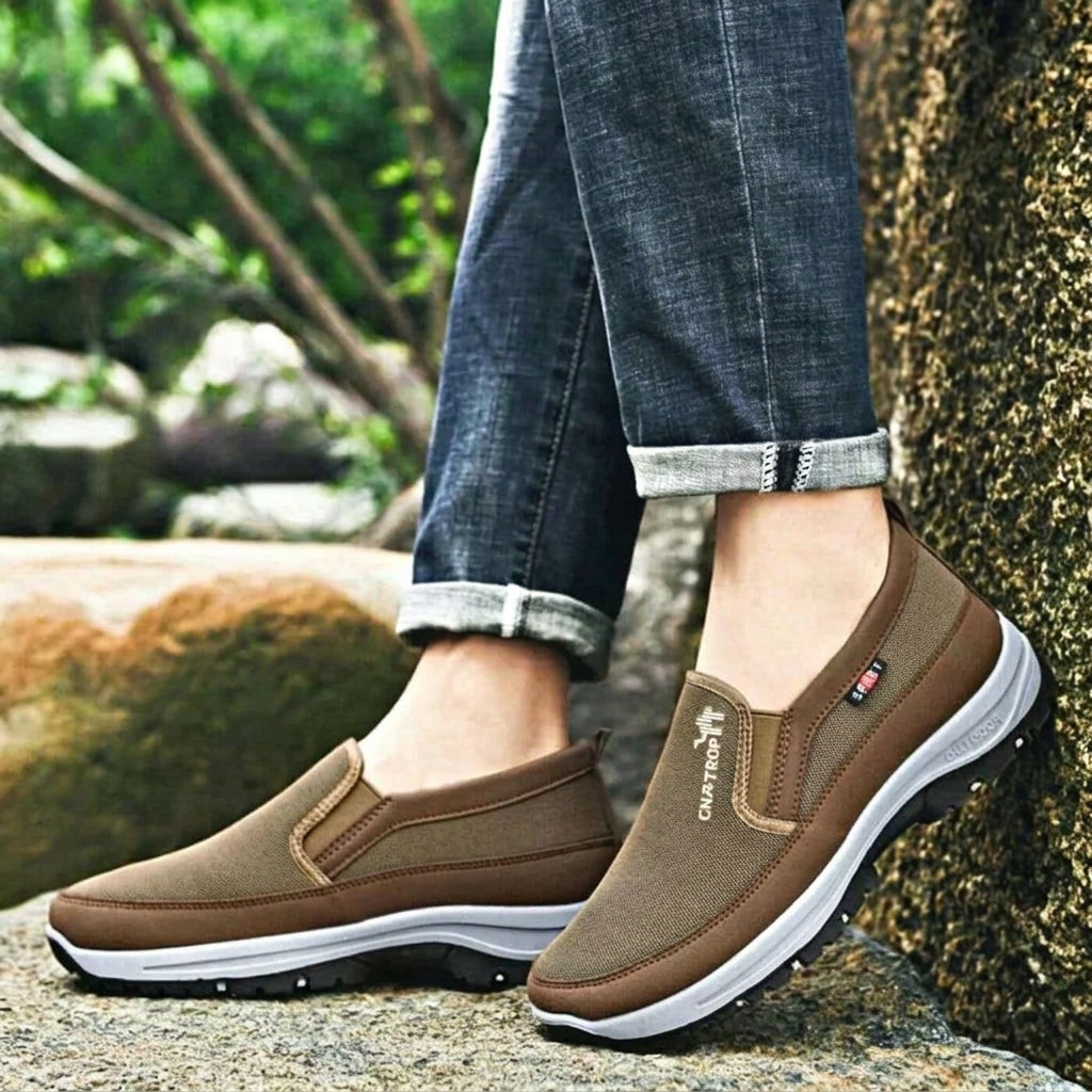 Robbins – Unisex Orthopedic Shoes with a Cushioned Insole