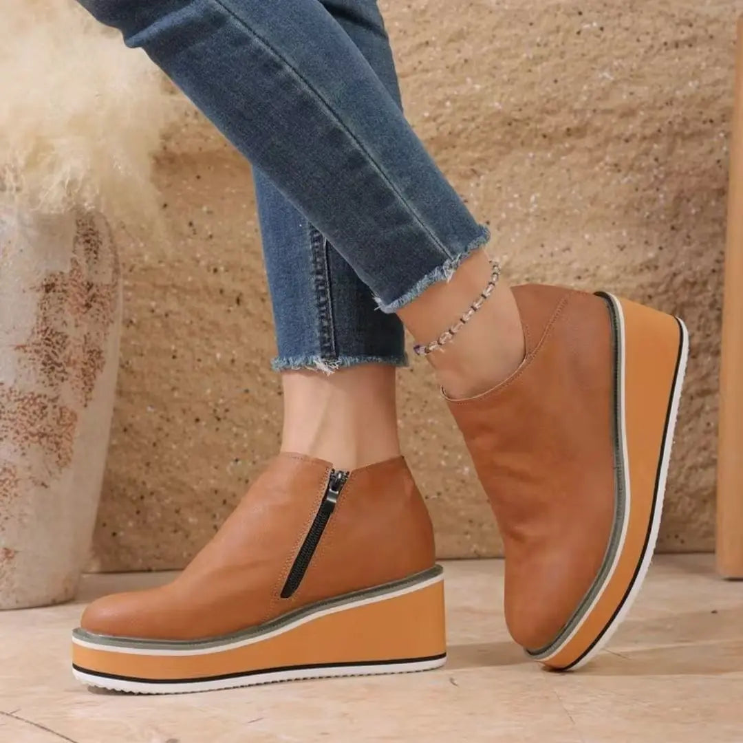 Jacqueline Women's Waterproof Shoes