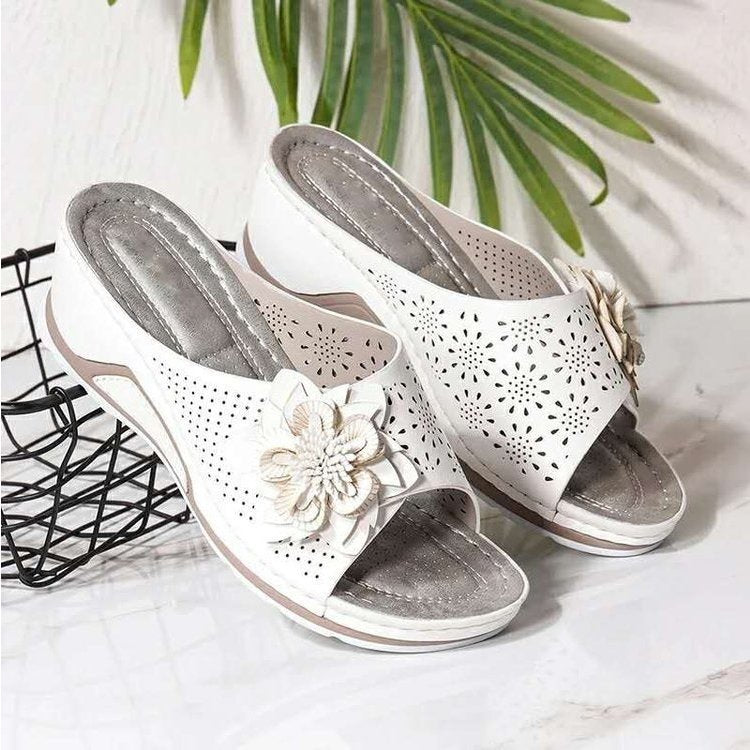 OCW Women Sandals Non-shock Arch Support Sandals 3D Flower Memory Foam Classic Summer