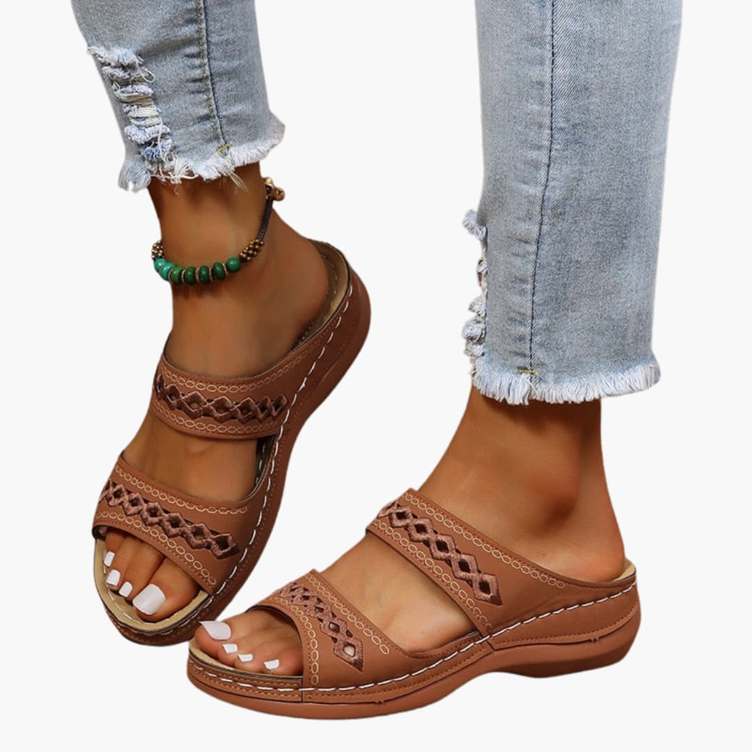 Holly – Women's Slip-On Loafers with a Hands-Free Fit