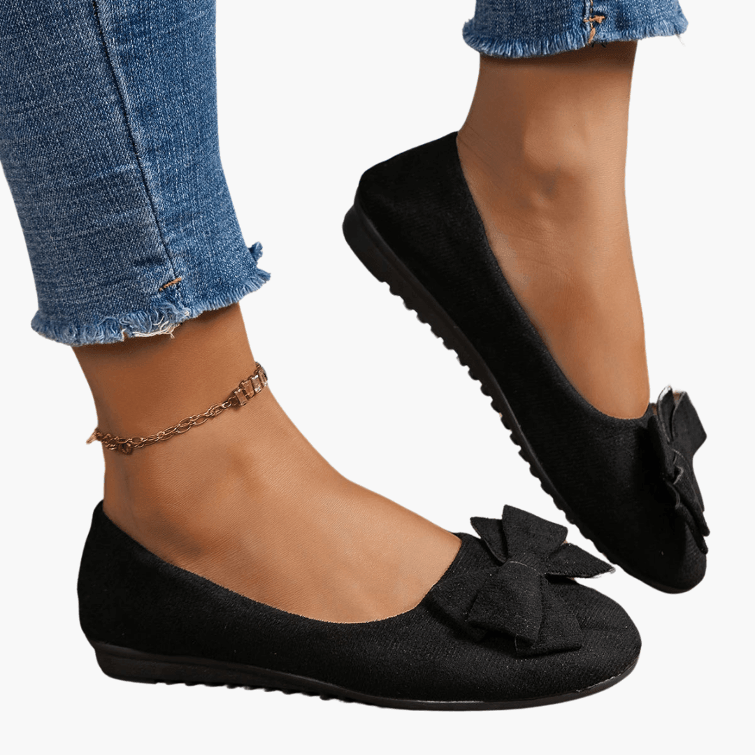 Women's Slip-On Loafers with Bow Detail and Flat Sole