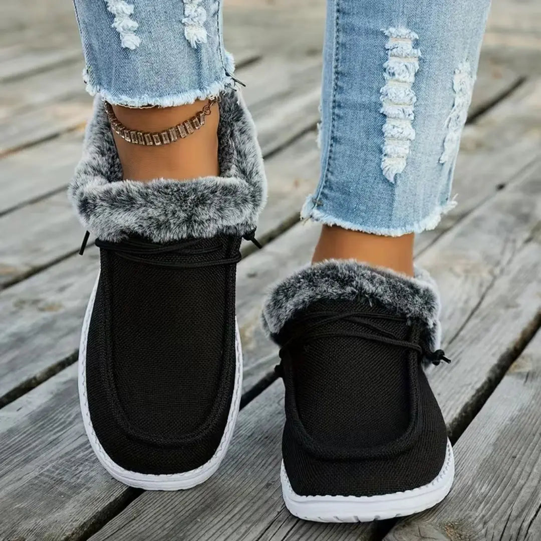 Thistlewood Women's Fur-Lined Canvas Slip-On Shoes