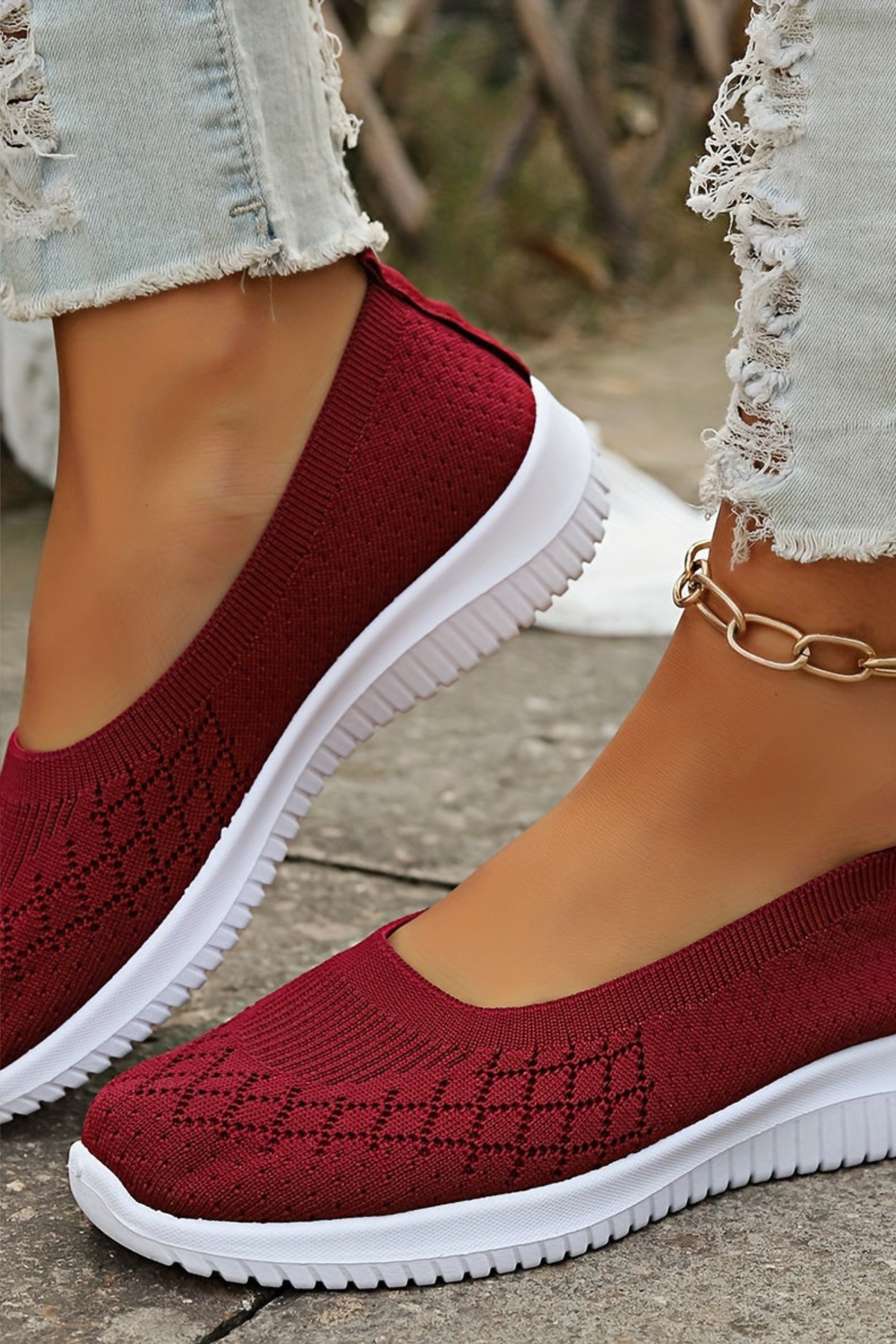 Everly – Unisex Slip-On Sneakers with a Hands-Free Fit