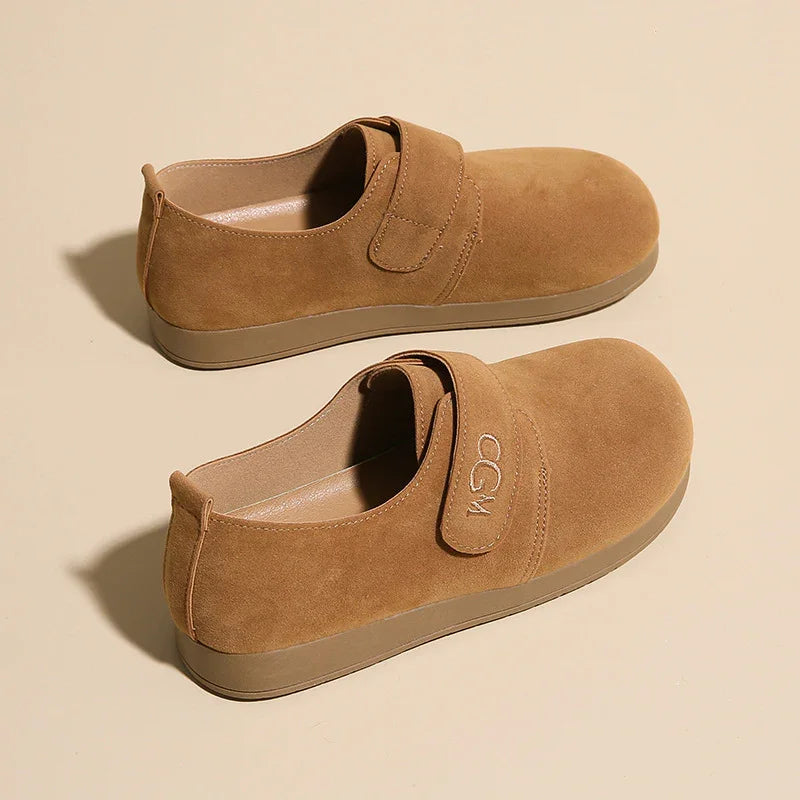 Women's Wide Fit Retro Suede Walking Shoes