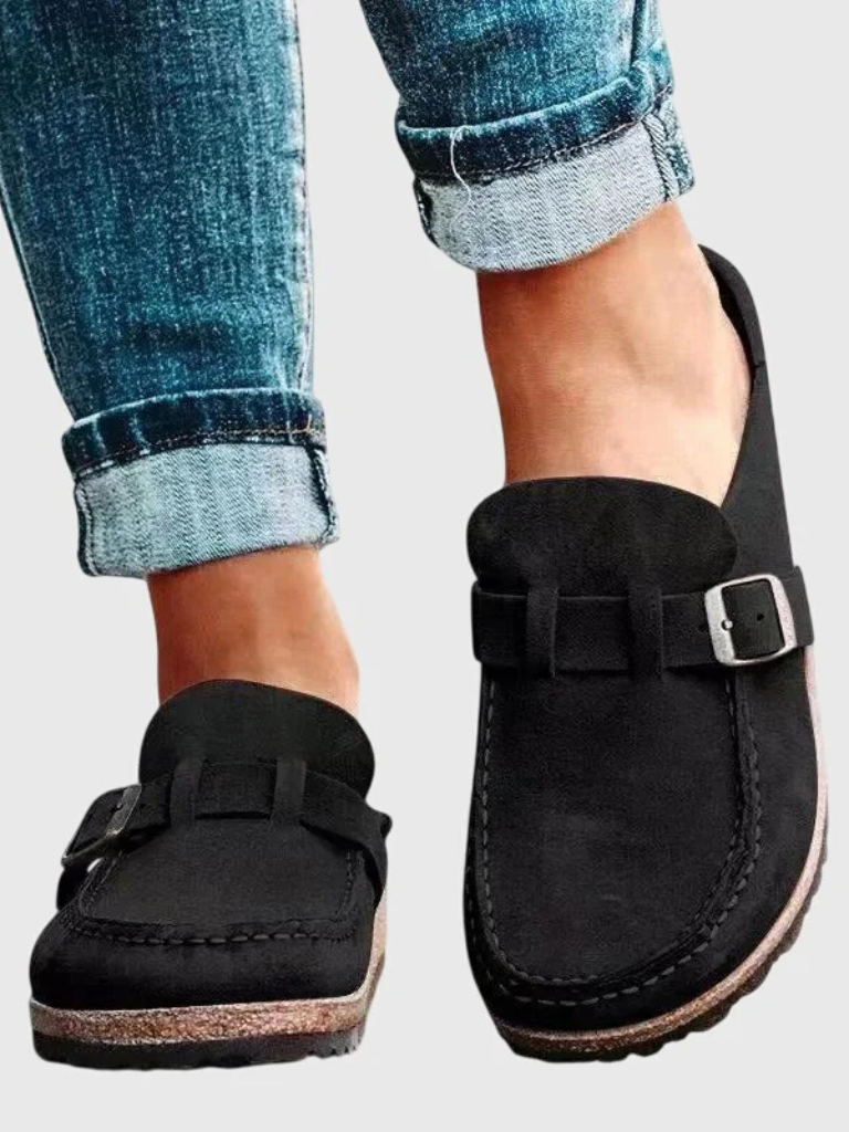 Nora – Women's Nursing Clogs for 12-Hour Shifts