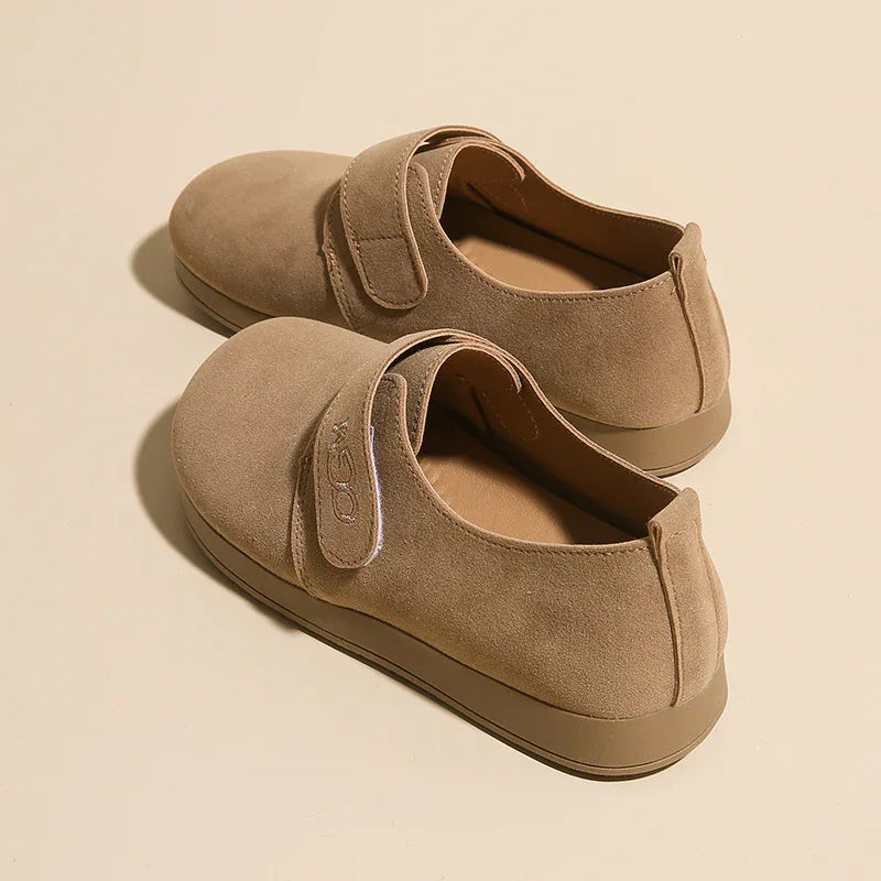 Women's Wide Fit Retro Suede Walking Shoes