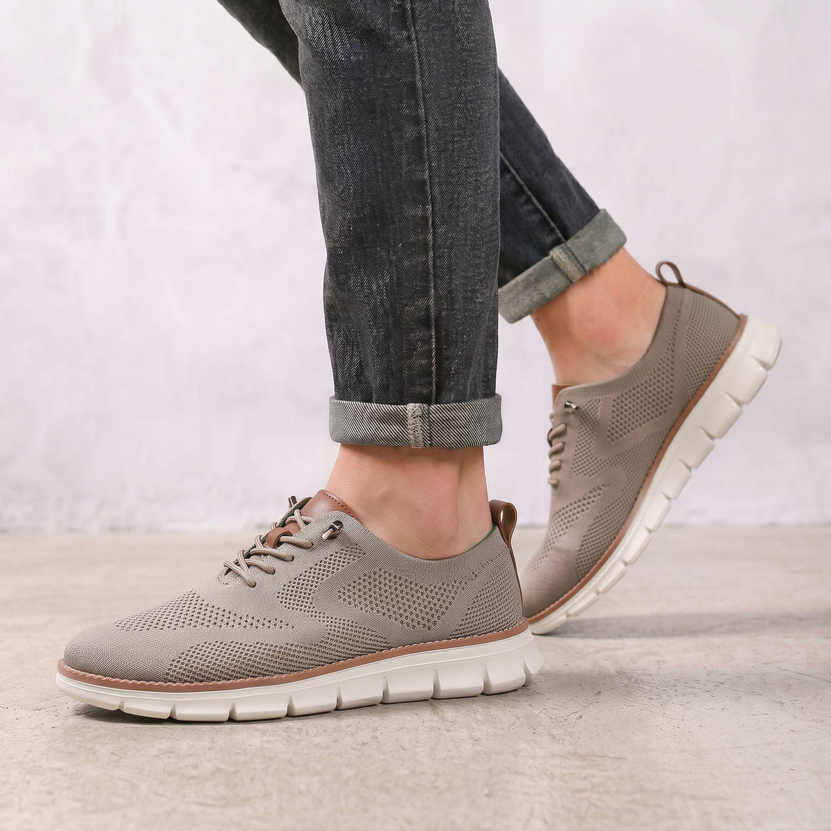 Hicks – Unisex Slip-On Loafers with a Stretch Upper