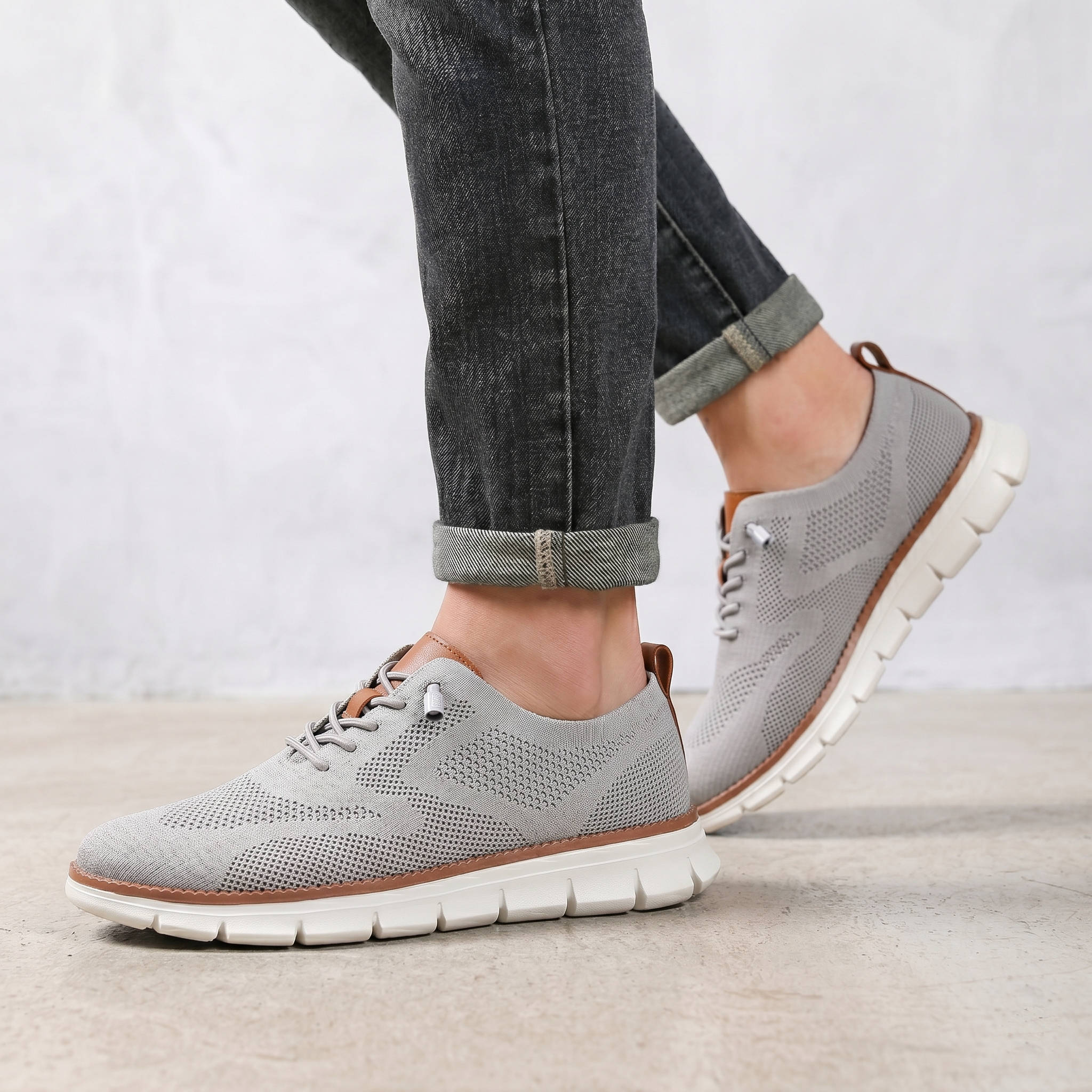 Hicks – Unisex Slip-On Loafers with a Stretch Upper