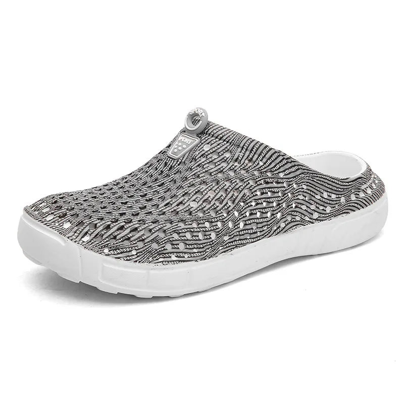 2025 Women Casual Clogs Breathable Beach Sandals Summer Slippers Slip On Womens Shoes Home Ladies Shoes Fashion Hollow P