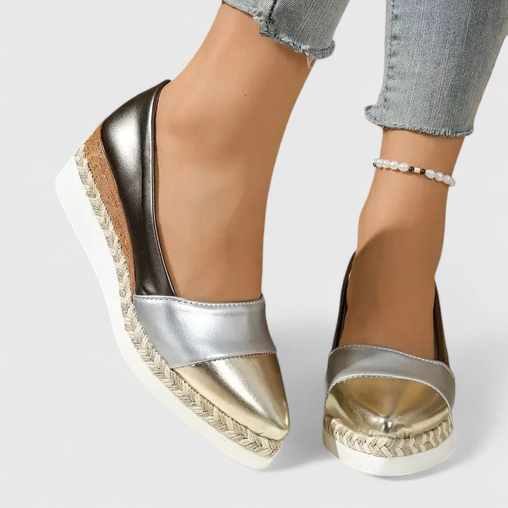 Women's Orthopedic Shoes with Cushioned Insole and Ergonomic Design