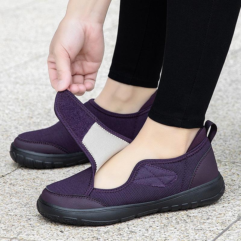 Women's Lightweight Wide Fit Slip-On Comfort Sneakers