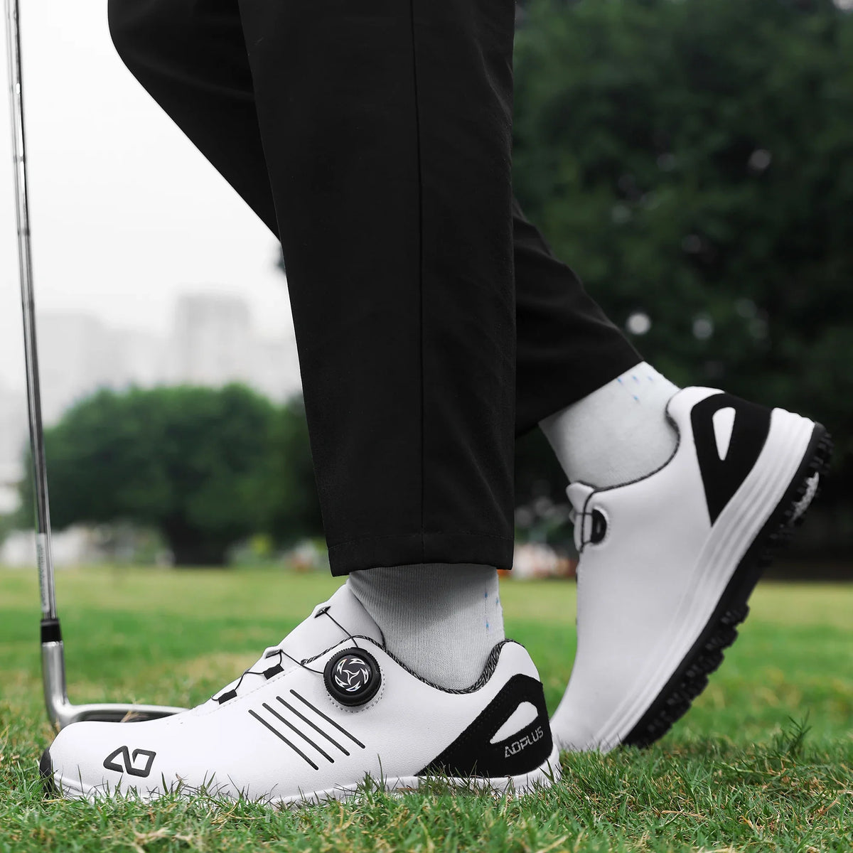 Issoire – Men's Non-Slip Shoes for Work and Everyday Wear