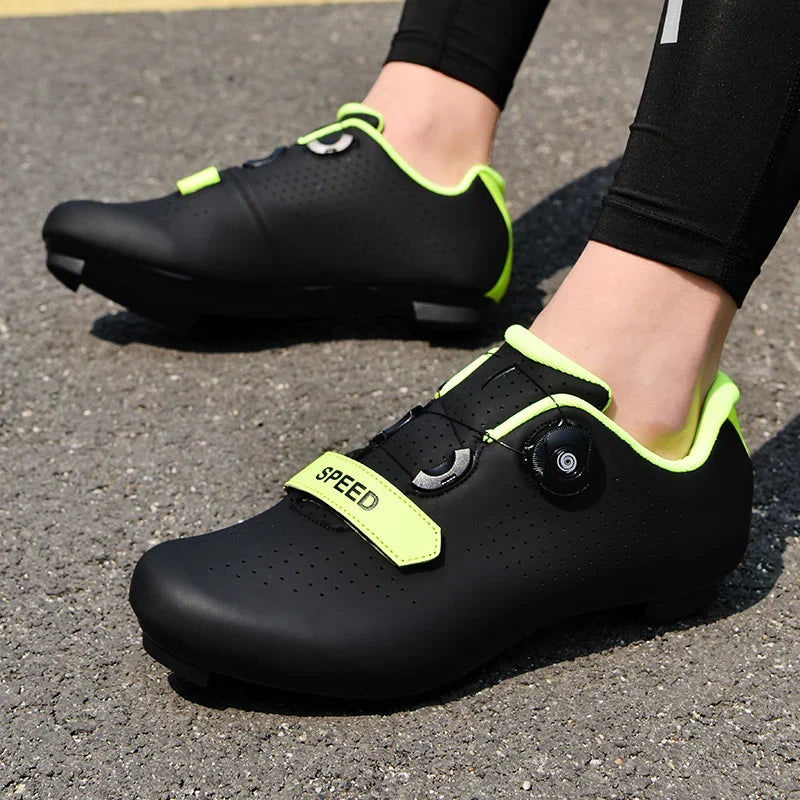 Unisex Mountain Bike Cycling Shoes Self-Locking Breathable Road Bicycle Flat Sneakers