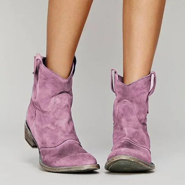Deborah – Women's Comfort Boots with a Cushioned Insole
