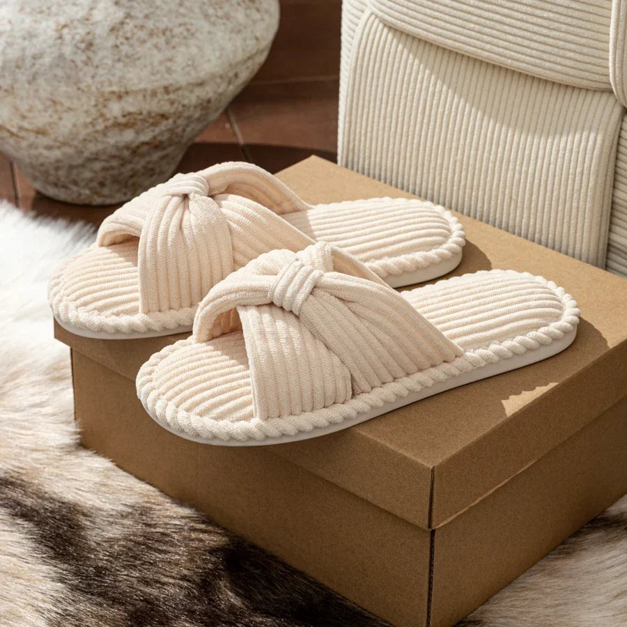 Patsy – Women's Comfort Slippers with a Cushioned Insole