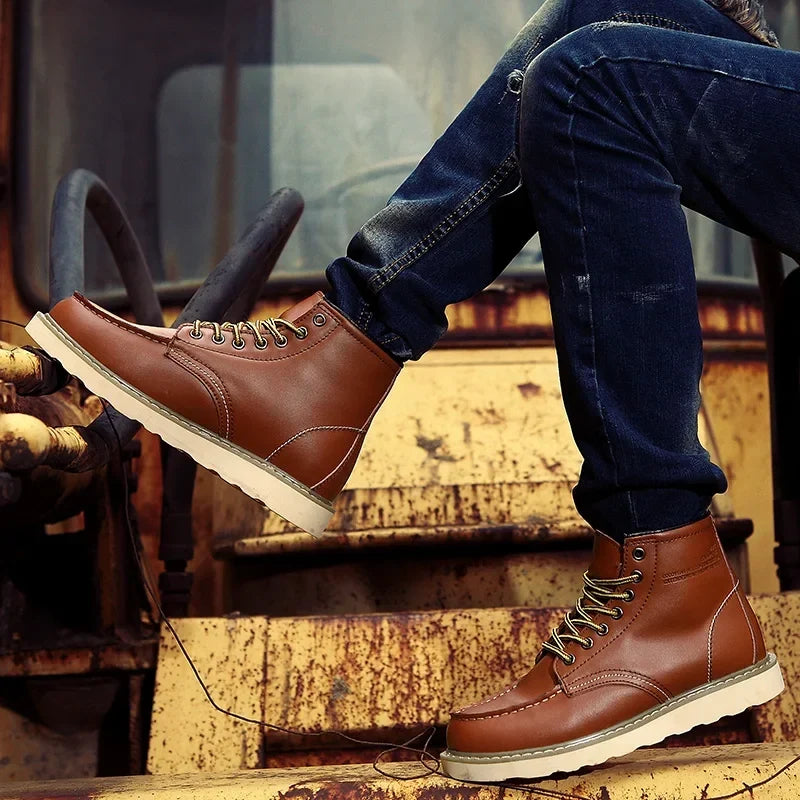 Roderick – Men's Comfort Boots with a Soft Lining