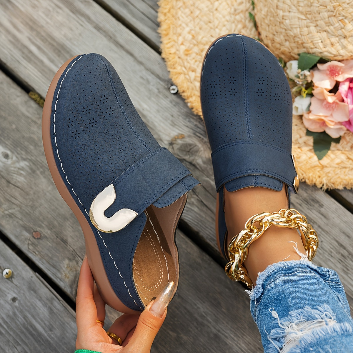 Pratt – Unisex Nursing Clogs with All-Day Cushioning