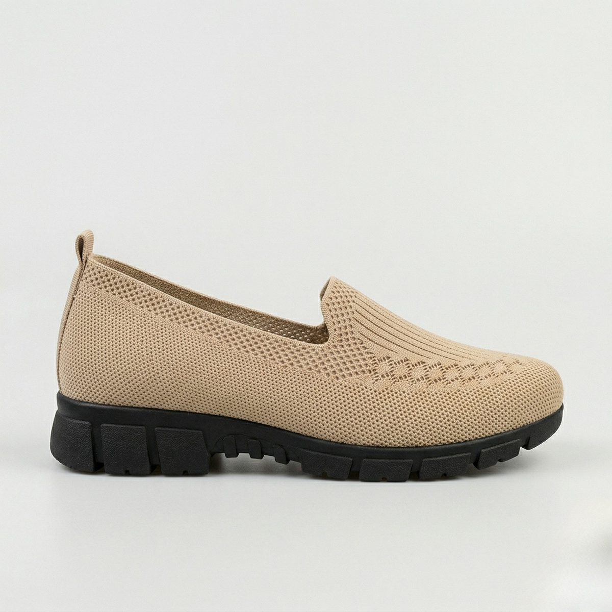 Hannah – Women's Arch Support Loafers with a Deep Heel Cup