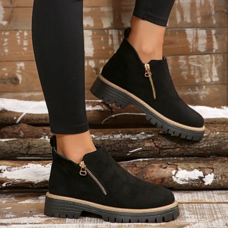 Glenda – Women's Comfort Boots with a Cushioned Insole