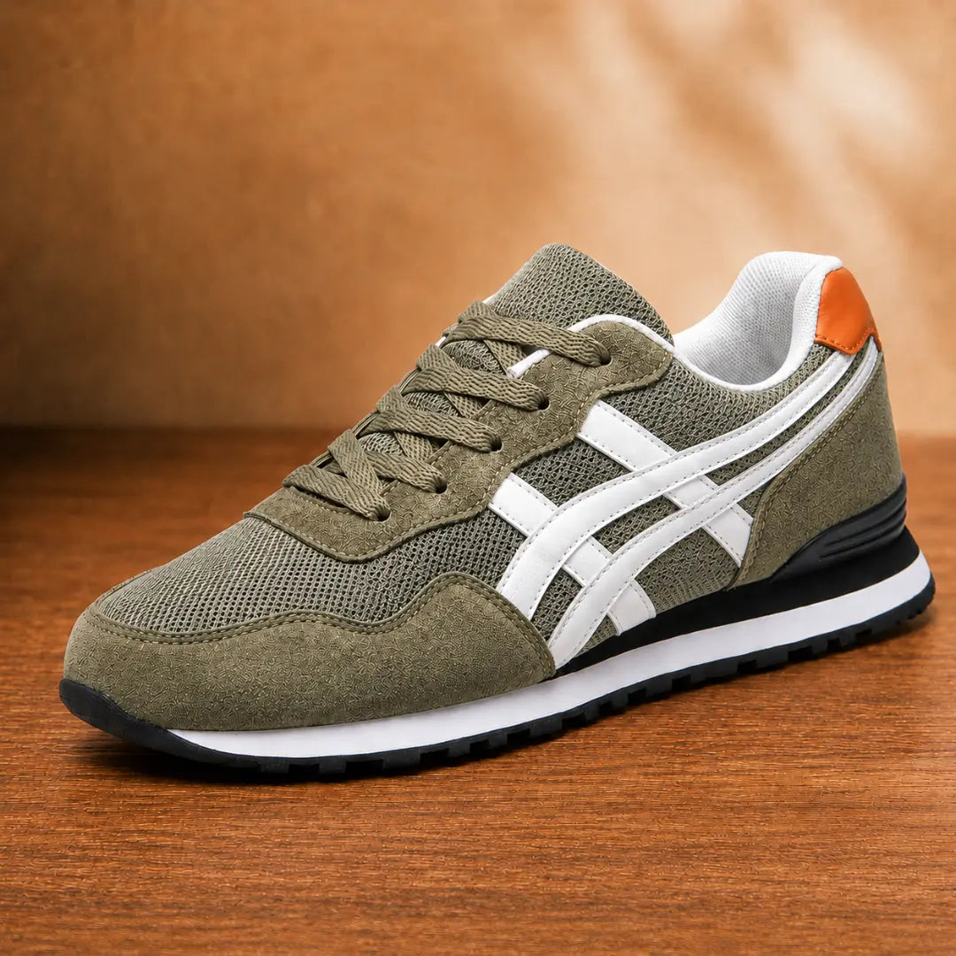 Men's Classic Lace Sneakers