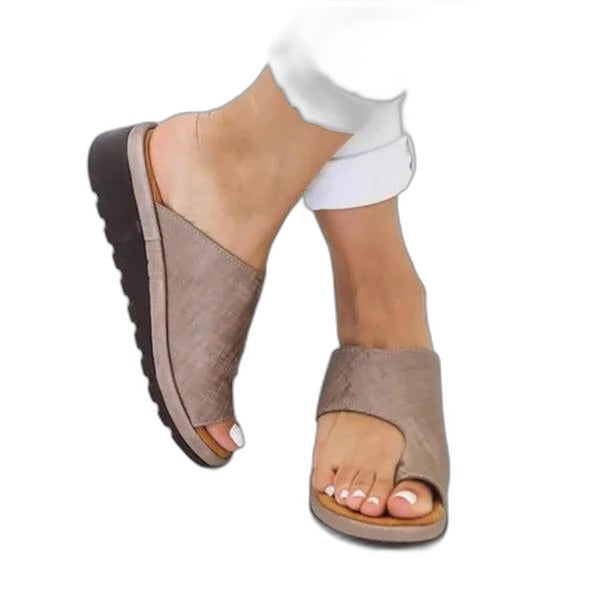 Frankie – Unisex Comfortable Sandals with a Cushioned Footbed