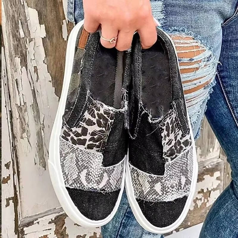 Keller – Unisex Slip-On Shoes with a Hands-Free Fit