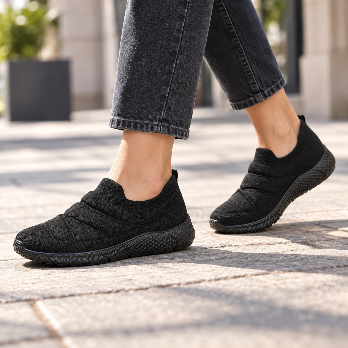 Eloise – Women's Wide Toe Box Shoes, worn on a walk