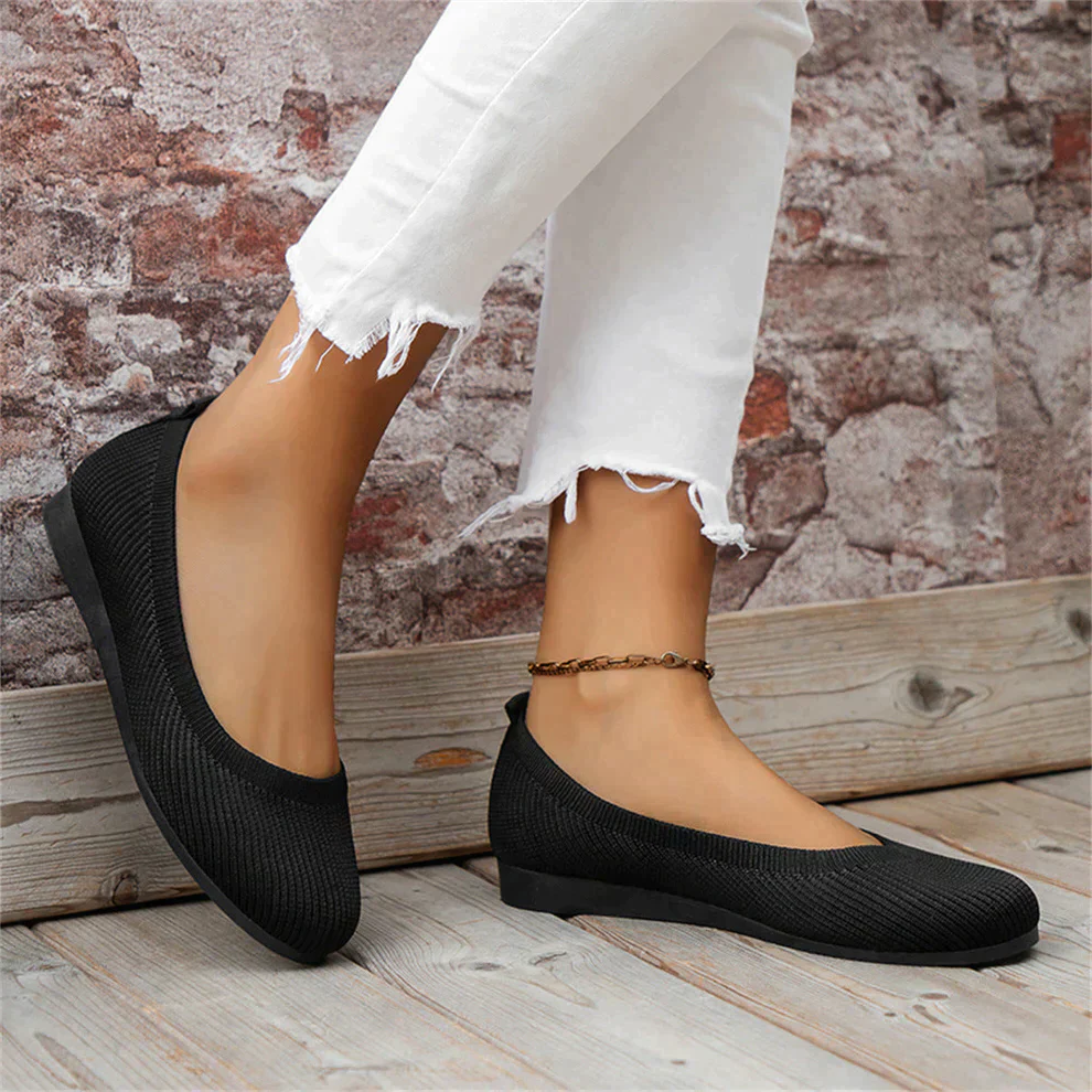 Shelby – Unisex Comfort Slippers with a Soft Lining