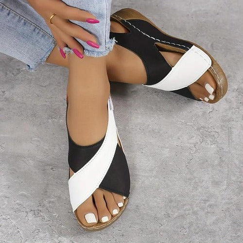 Bush – Unisex Comfortable Sandals with an Adjustable Strap