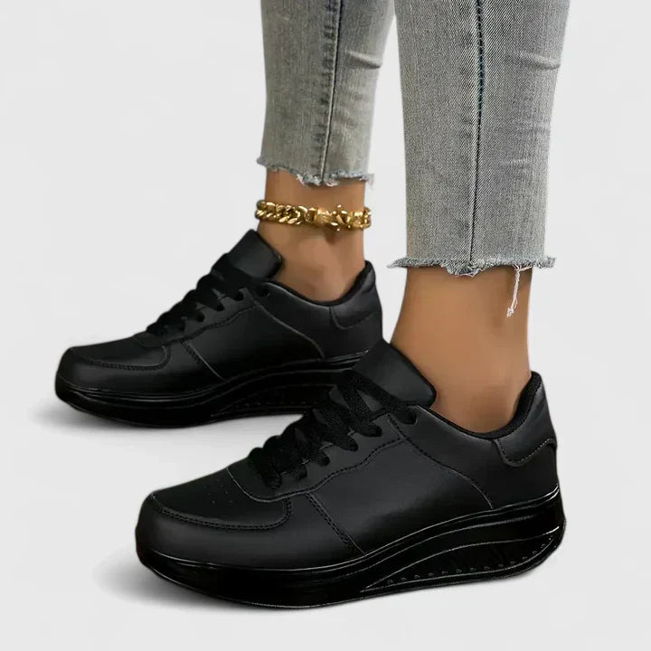 Ernestine – Women's Nursing Sneakers with All-Day Cushioning