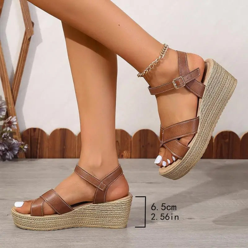 Quincy – Unisex Wide Toe Box Sandals with Room for Bunions