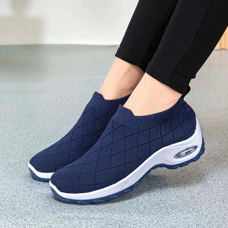Women's Lightweight Walking Shoes with Memory Foam