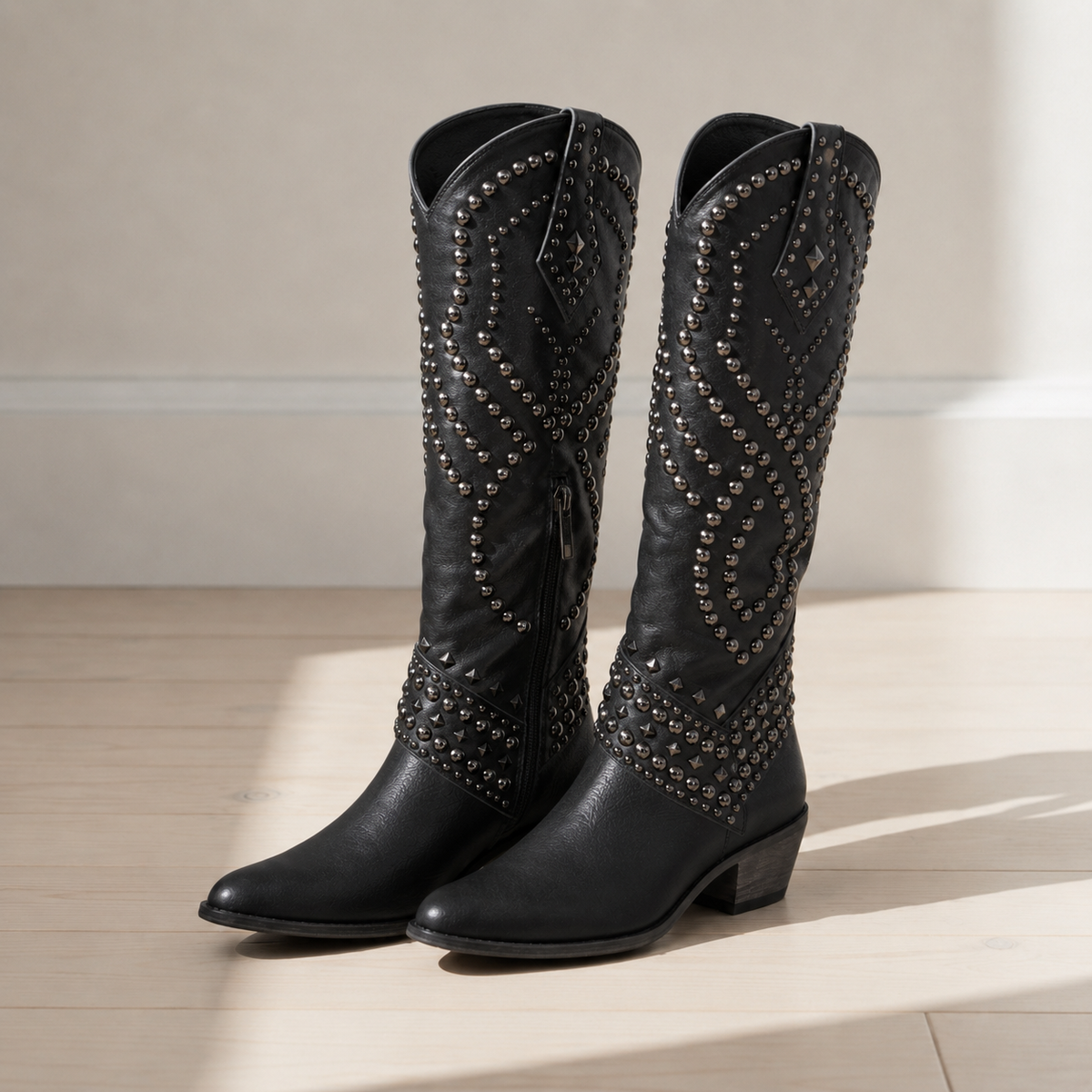 Oakley – Unisex Wide Calf Boots with a Roomy Shaft - photo 3