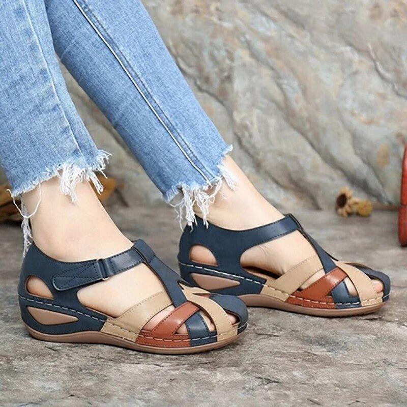 Hampton – Unisex Wide Toe Box Sandals with an Adjustable Fit