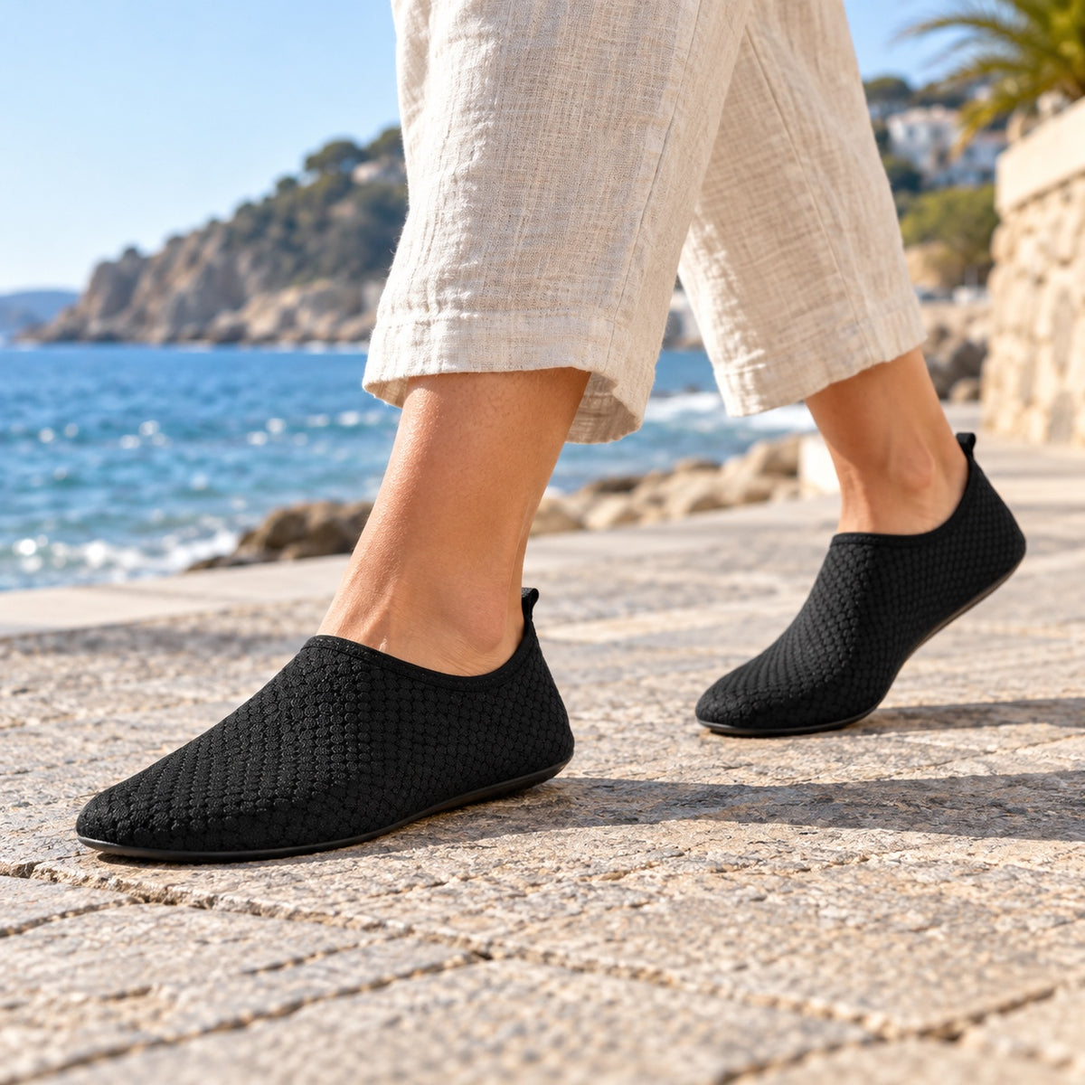 Tate – Unisex Barefoot Shoes, worn on a walk