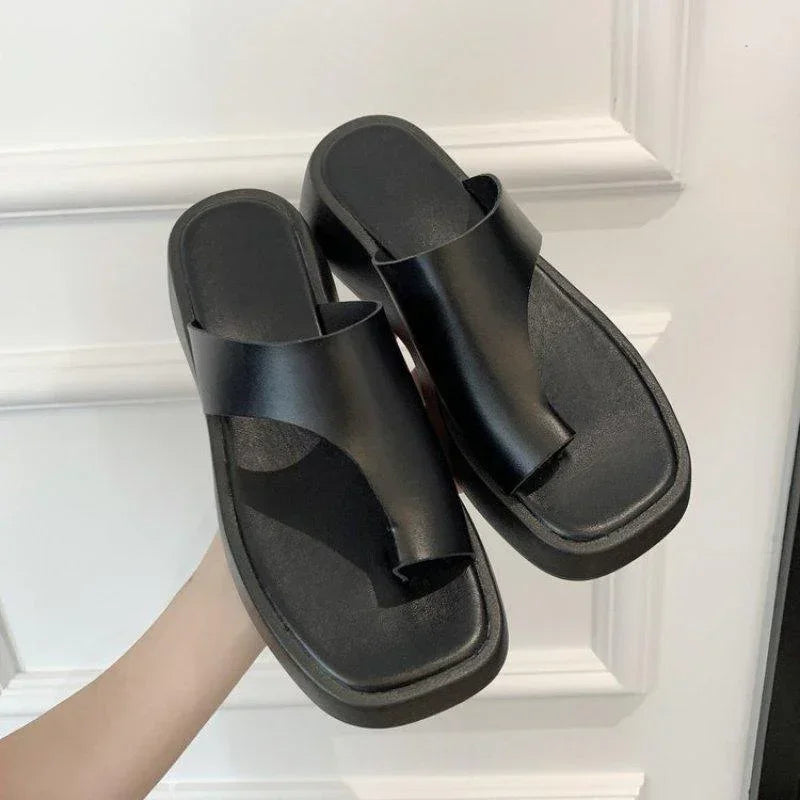 Josephine – Women's Wide Toe Box Sandals with an Adjustable Fit