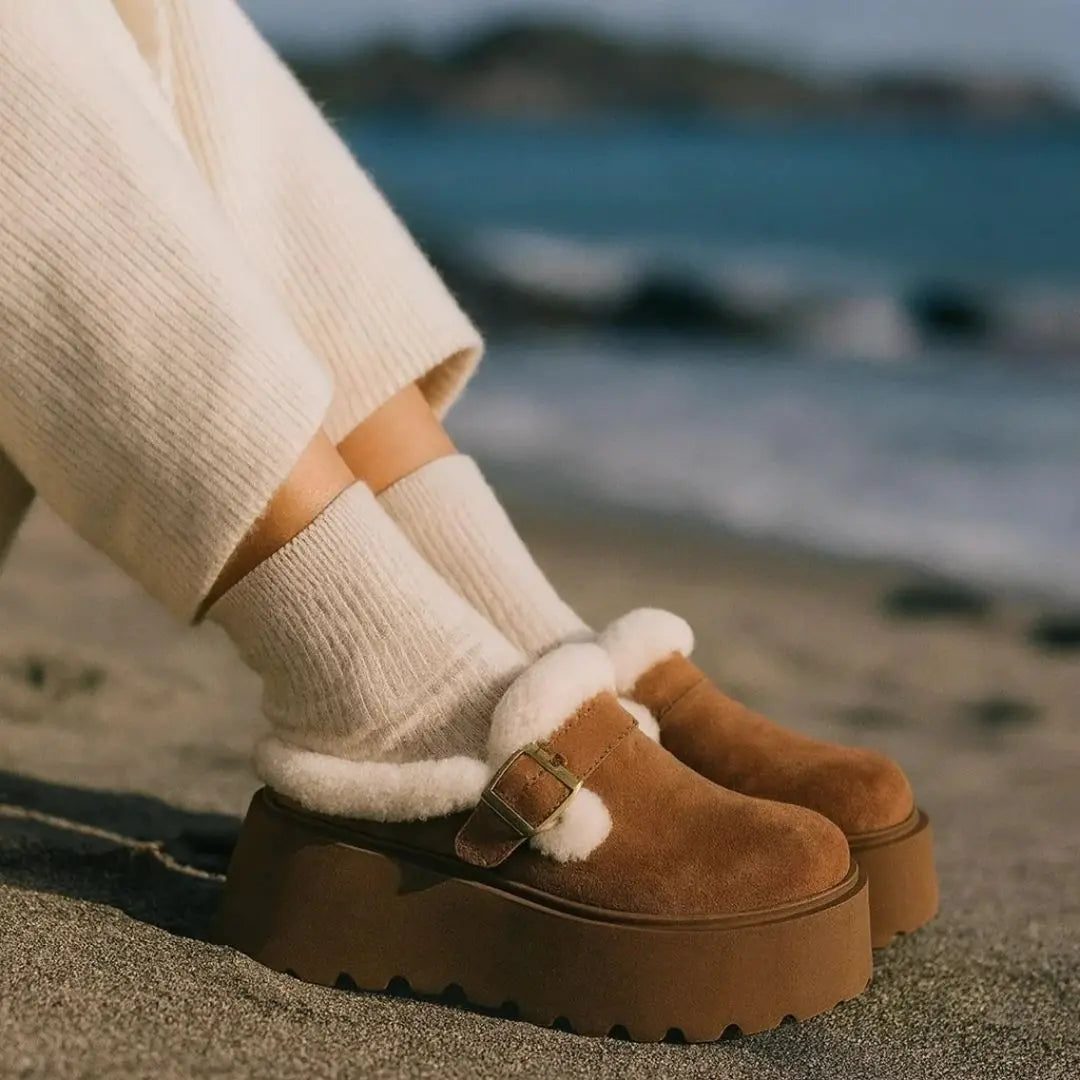 Jeanette – Women's Comfort Clogs with a Cushioned Insole