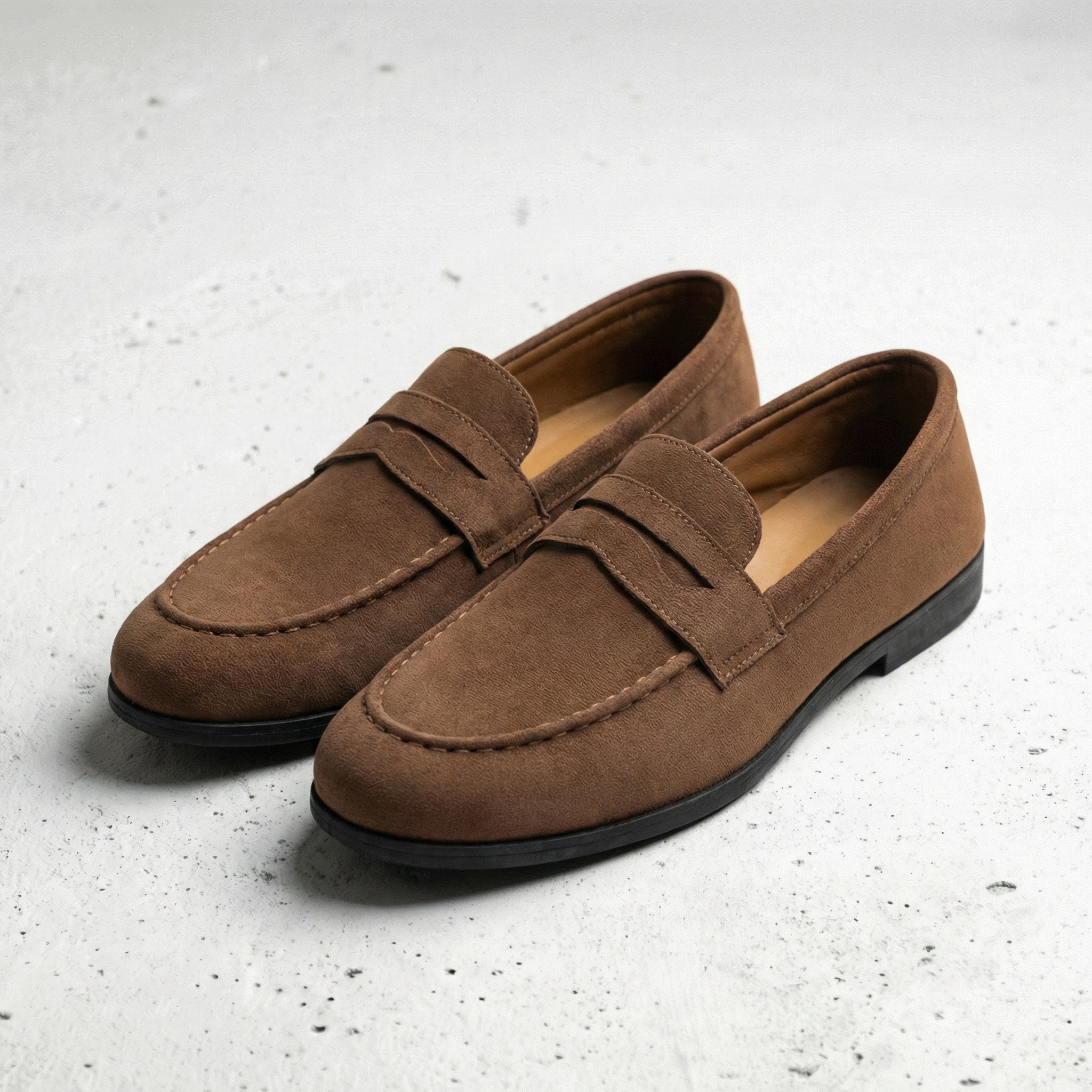 Castillo – Unisex Slip-On Loafers for Easy On and Off