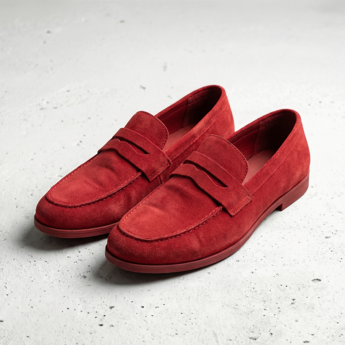 Castillo – Unisex Slip-On Loafers for Easy On and Off