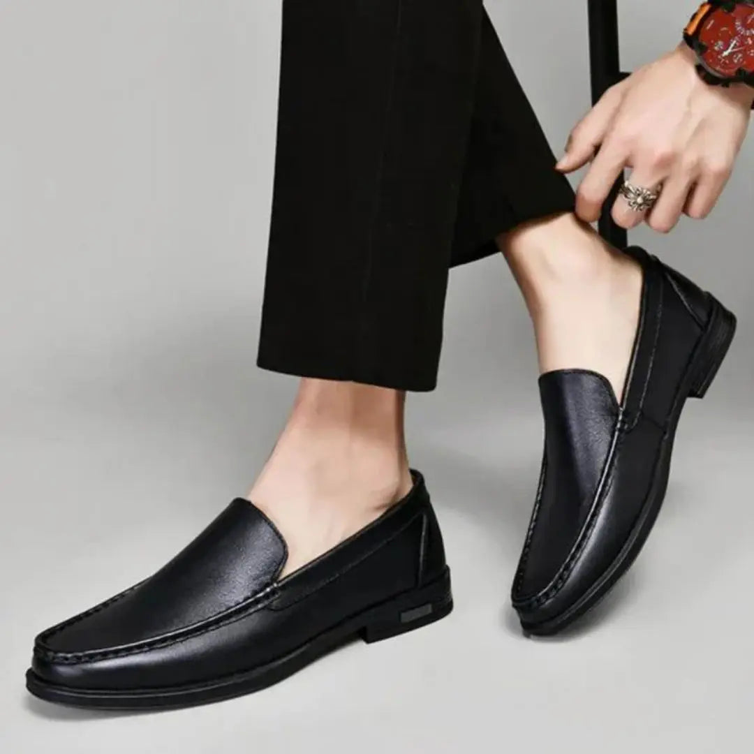 Erik – Men's Slip-On Loafers with a Hands-Free Fit