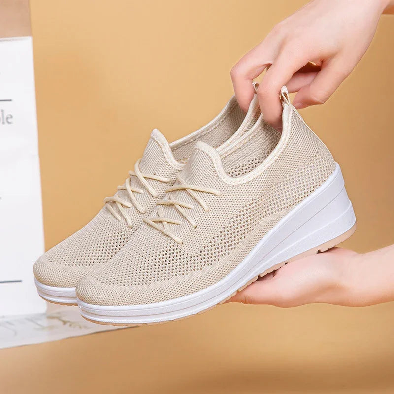 Women's Platform Sneakers Cushioned Wide Fit