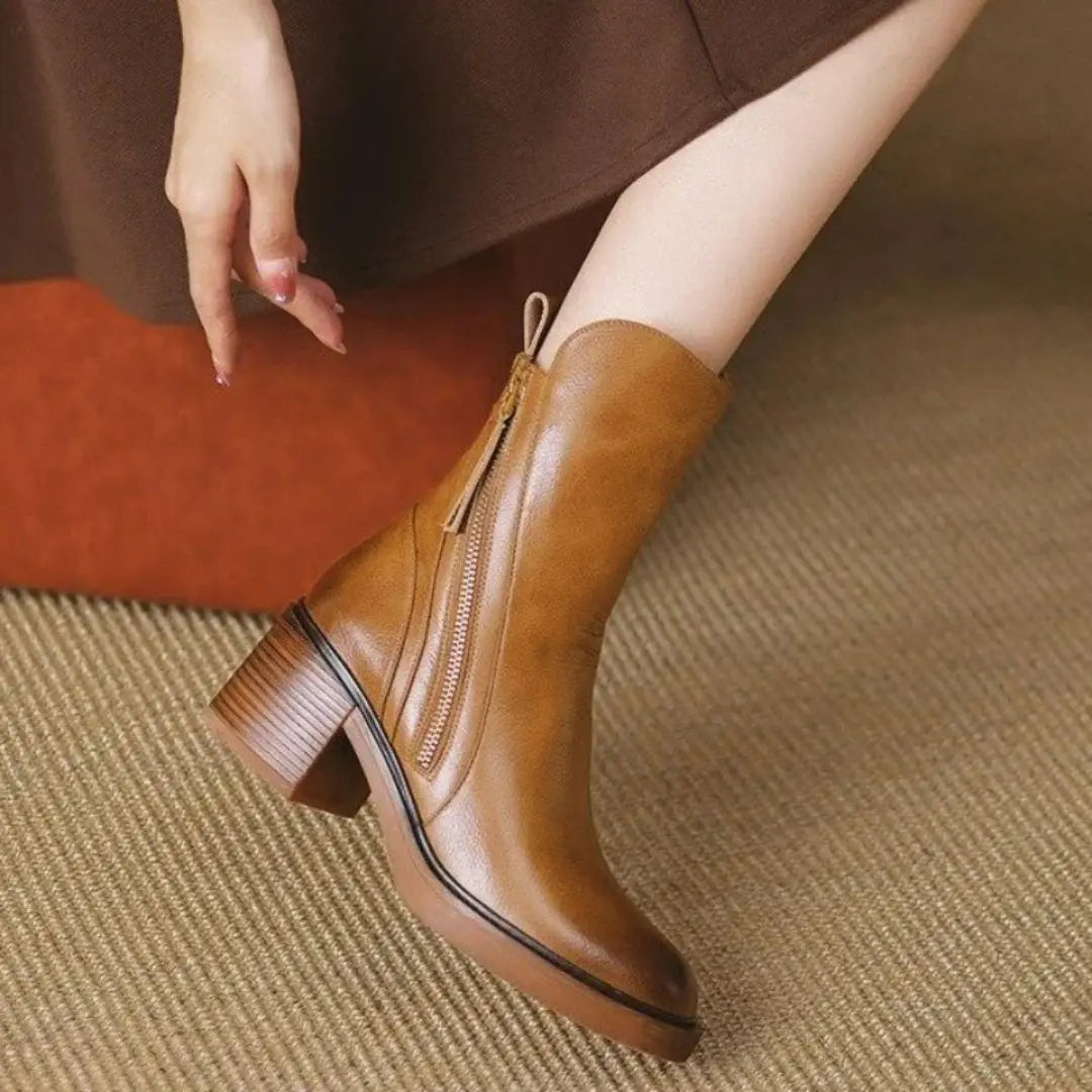 Shelia – Women's Comfort Boots with a Cushioned Insole