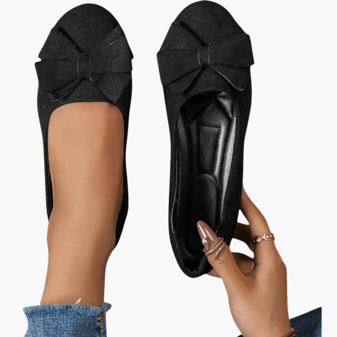 Women's Slip-On Loafers with Bow Detail and Flat Sole