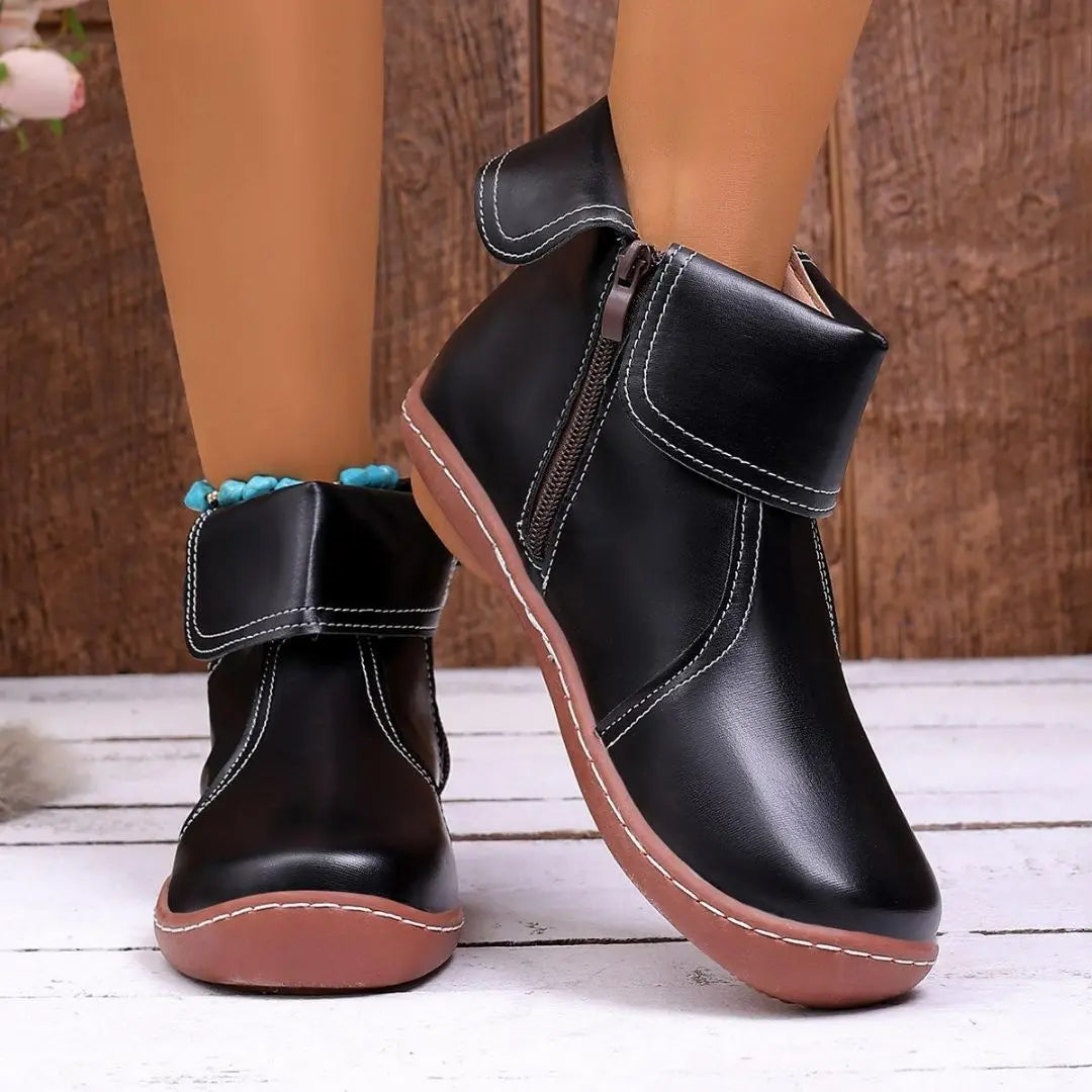 Maureen – Women's Comfort Boots with a Soft Lining
